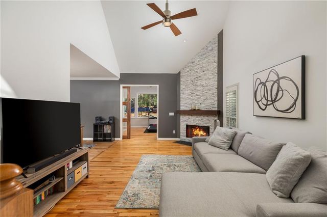 1190 Standard NE Drive, Atlanta, GA 30319