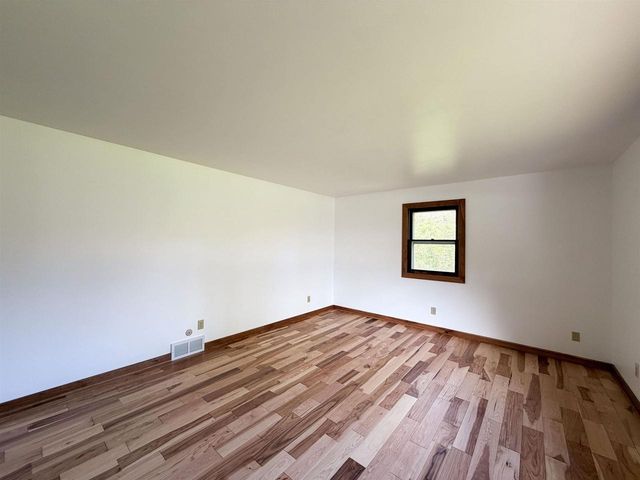 1214 Hillcrest Road, Black Earth, WI 53515