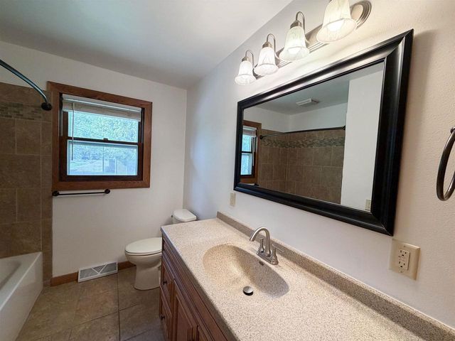 1214 Hillcrest Road, Black Earth, WI 53515