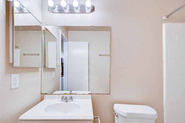 13106 Townwood Drive, Houston, TX 77045