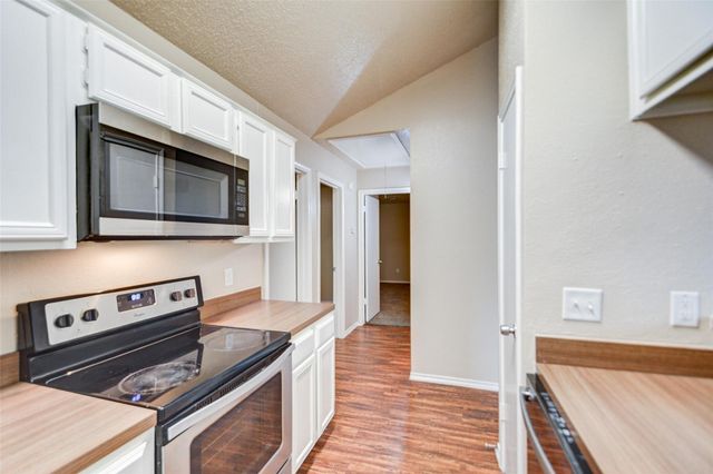 13106 Townwood Drive, Houston, TX 77045