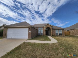 1212 Neuberry Cliffe, Temple, TX 76502