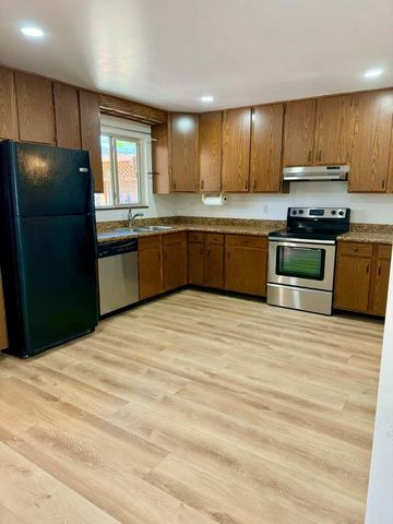 6607 E Sheridan Street, Scottsdale, AZ 85257