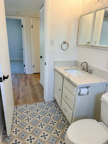 6607 E Sheridan Street, Scottsdale, AZ 85257