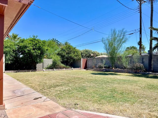 6607 E Sheridan Street, Scottsdale, AZ 85257