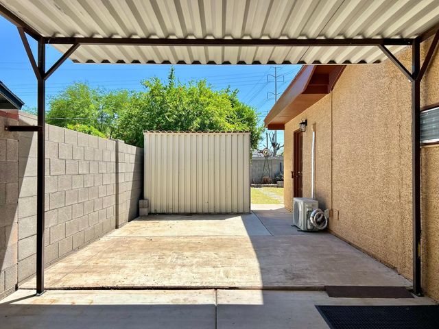 6607 E Sheridan Street, Scottsdale, AZ 85257