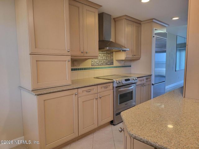 1901 N 1ST Street 203, Jacksonville Beach, FL 32250