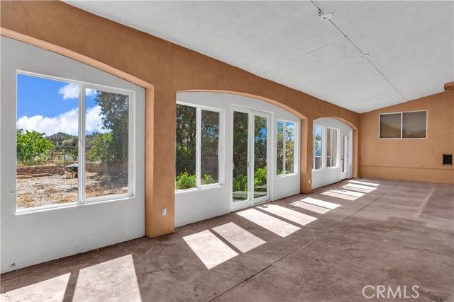 10234 Clover Drive, Oak Hills, CA 92344