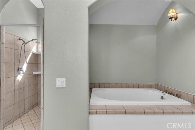 10234 Clover Drive, Oak Hills, CA 92344