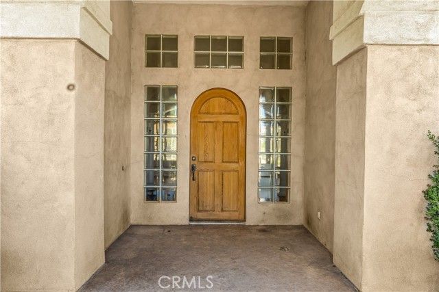 10234 Clover Drive, Oak Hills, CA 92344