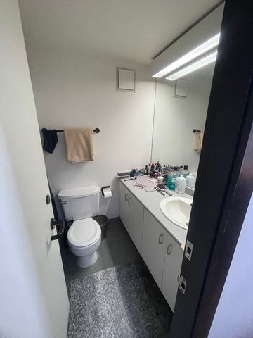 61 Brookline Avenue 301, Boston, MA 02215