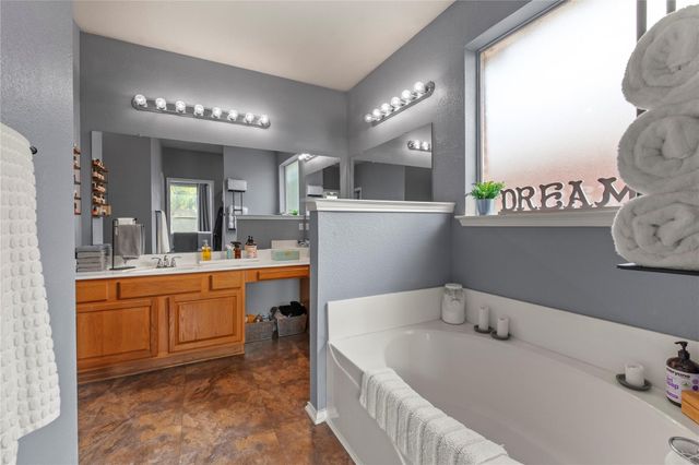 4100 Chisos Rim Trail, Fort Worth, TX 76244