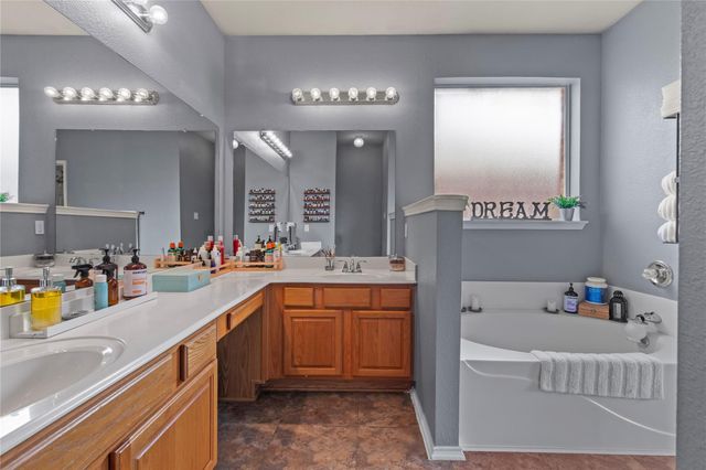 4100 Chisos Rim Trail, Fort Worth, TX 76244