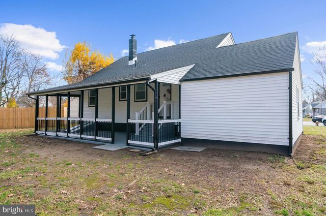 17 RANCHWOOD DR, Ewing, NJ 08618