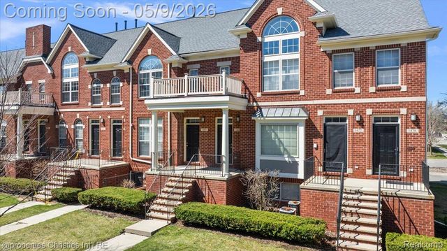 1466 Ashford Court, Troy, MI 48084