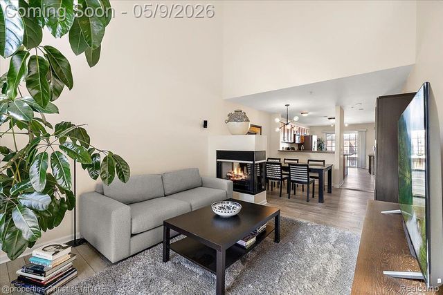 1466 Ashford Court, Troy, MI 48084
