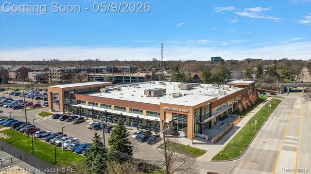 1466 Ashford Court, Troy, MI 48084