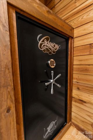 1050 Wyatt Town Road, Burnsville, NC 28714