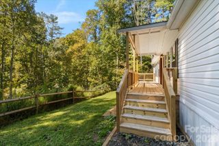 1050 Wyatt Town Road, Burnsville, NC 28714