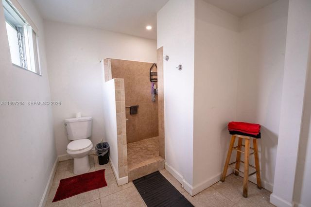 11600 NE 6th Avenue, Biscayne Park, FL 33161