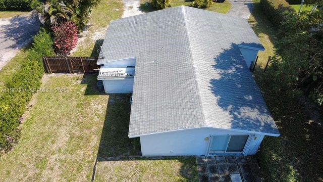 11600 NE 6th Avenue, Biscayne Park, FL 33161