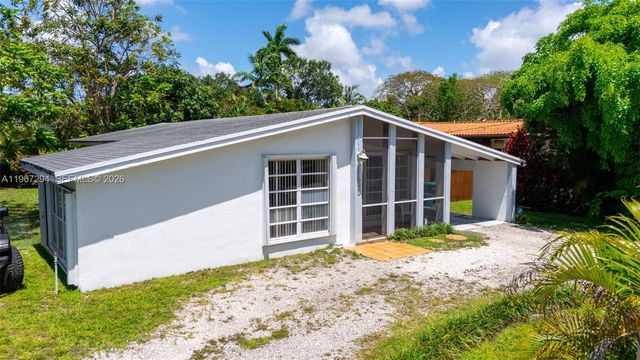11600 NE 6th Avenue, Biscayne Park, FL 33161