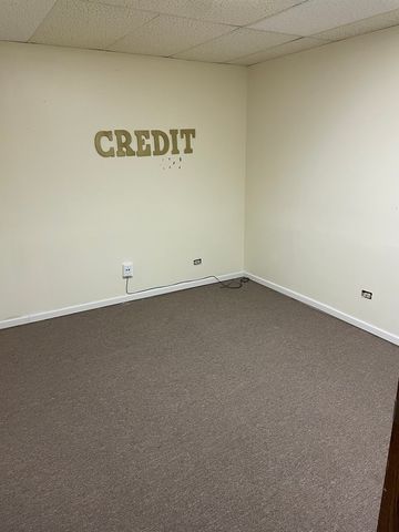 222 Vollmer Road LLB, Chicago Heights, IL 60411