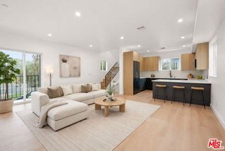 913 N Hobart Boulevard 1/4, Los Angeles, CA 90029