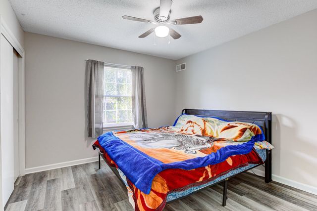 2360 CARDIGAN DR, Memphis, TN 38119