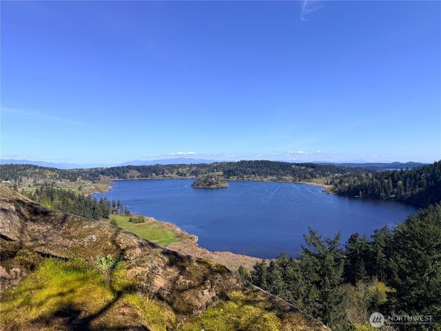 13998 Donnell Rd, Anacortes, WA 98221