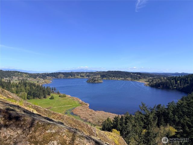 13998 Donnell Rd, Anacortes, WA 98221