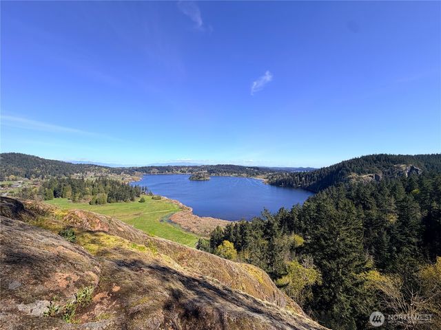 13998 Donnell Rd, Anacortes, WA 98221