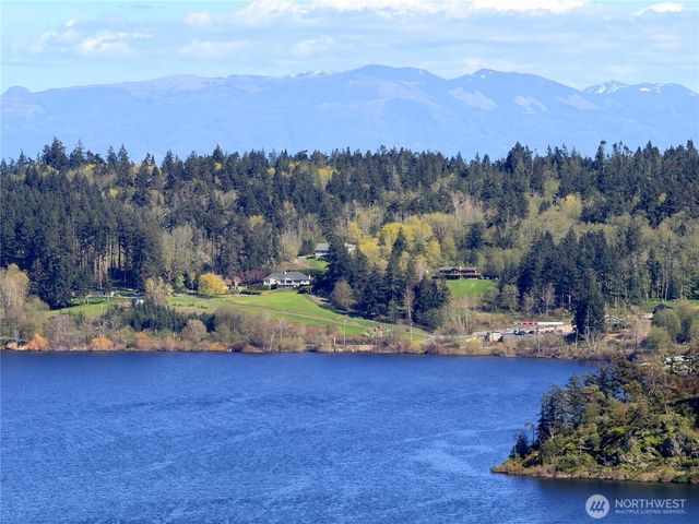 13998 Donnell Rd, Anacortes, WA 98221