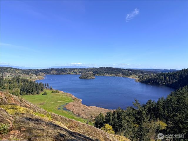 13998 Donnell Rd, Anacortes, WA 98221