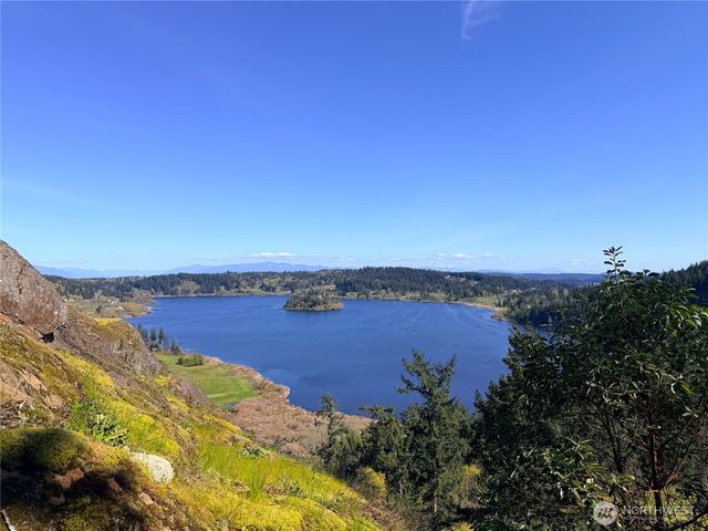 13998 Donnell Rd, Anacortes, WA 98221