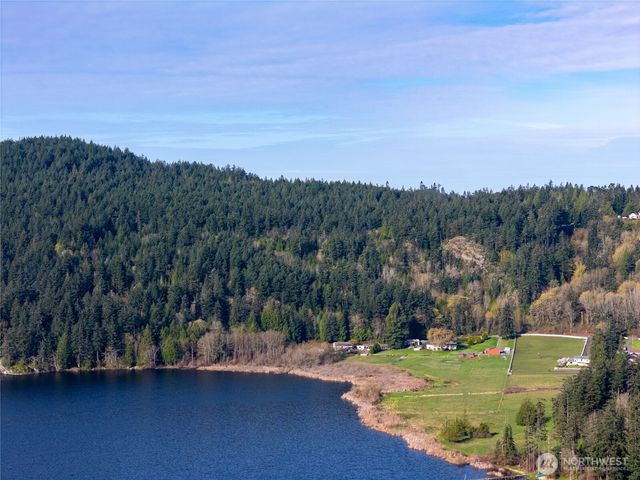13998 Donnell Rd, Anacortes, WA 98221
