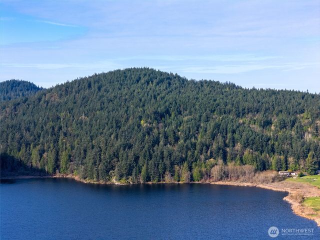 13998 Donnell Rd, Anacortes, WA 98221