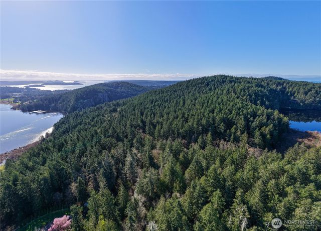 13998 Donnell Rd, Anacortes, WA 98221