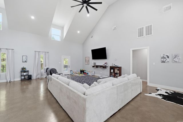 4629 De Young Road, Benton, AR 72019