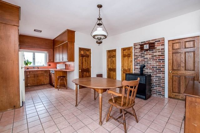 30 Sanger St, Bridgewater, MA 02324