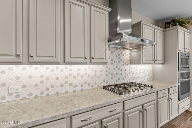 3258 SPARROWS CREEK Way, Wickenburg, AZ 85390