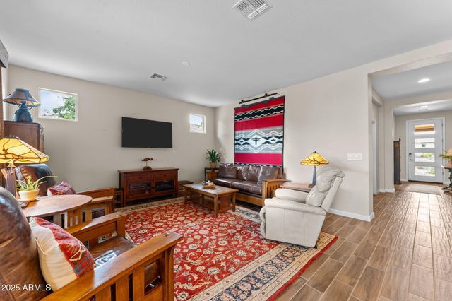 3258 SPARROWS CREEK Way, Wickenburg, AZ 85390