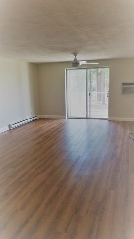36 Greentree Ln 23, Weymouth, MA 02190