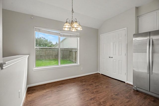 5139 Chase Park Circle, Bacliff, TX 77518