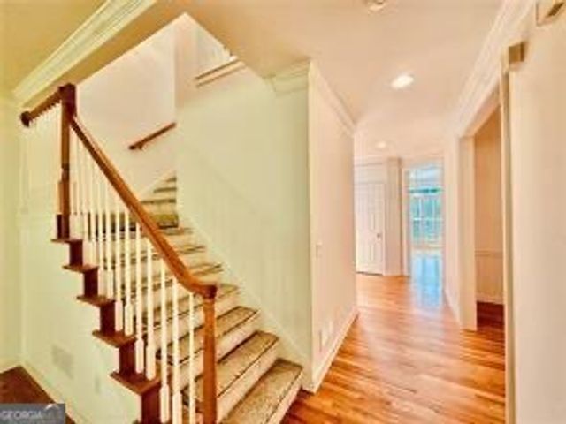 14 Carrington Way, Sandy Springs, GA 30328