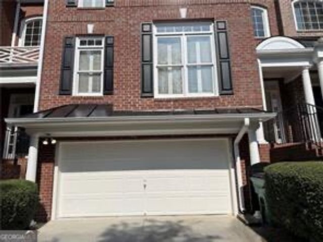 14 Carrington Way, Sandy Springs, GA 30328