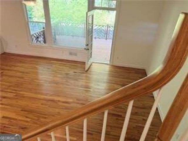 14 Carrington Way, Sandy Springs, GA 30328