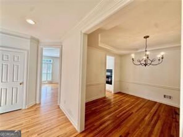 14 Carrington Way, Sandy Springs, GA 30328