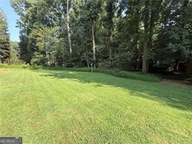 14 Carrington Way, Sandy Springs, GA 30328