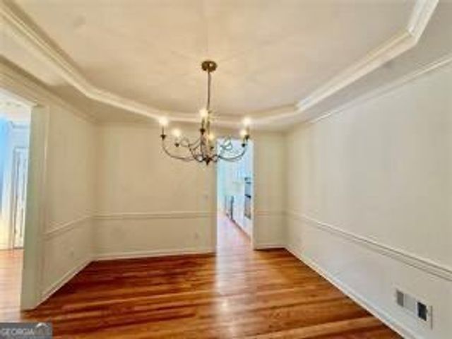 14 Carrington Way, Sandy Springs, GA 30328